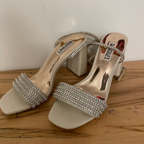 Badgley Mischka becca crystal heels size 7 - Picture 7 of 12